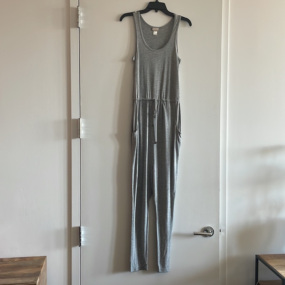 Grey Jumpsuit With Pockets And Drawstring Waist - image 2